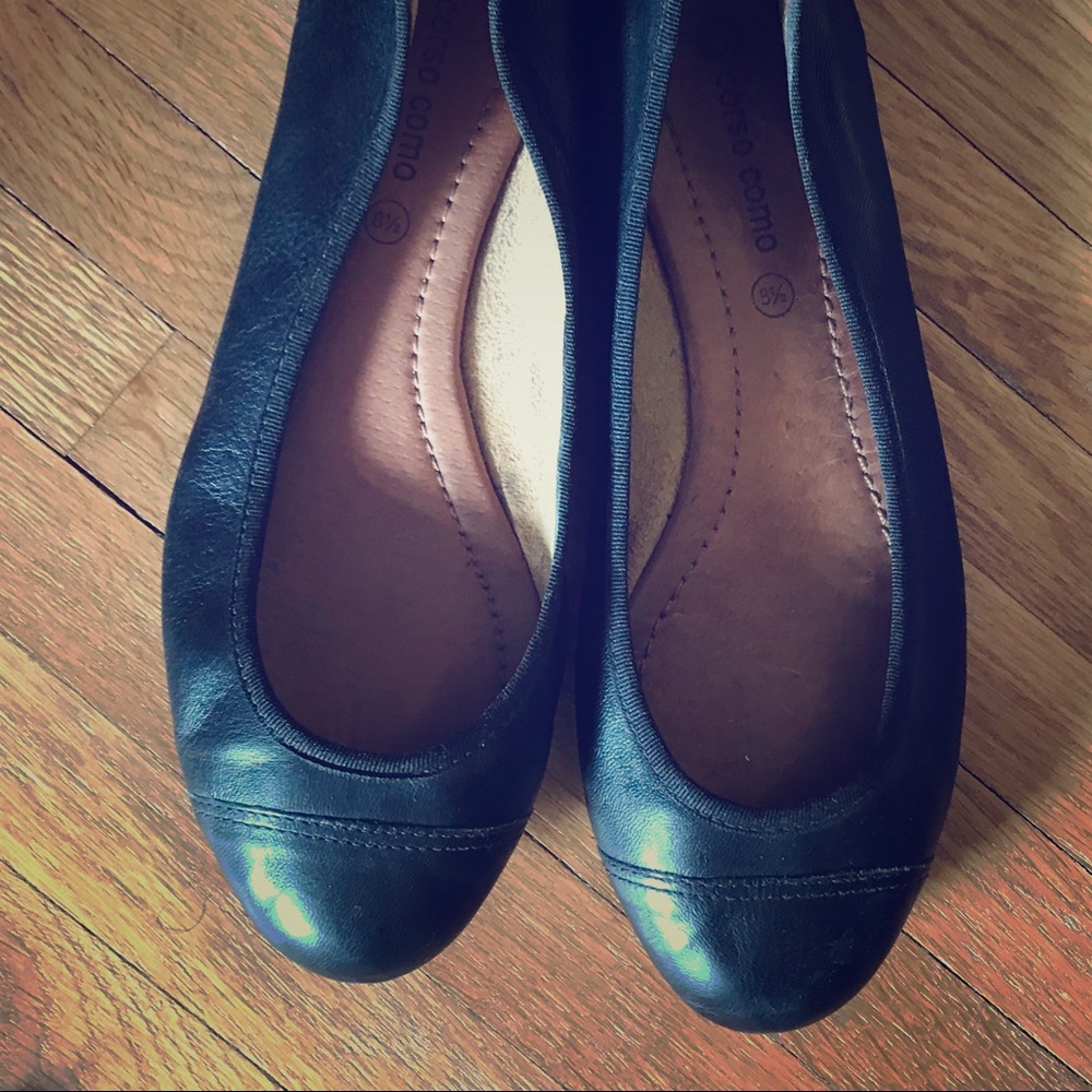 Black Cap Toe Corso Como Flats